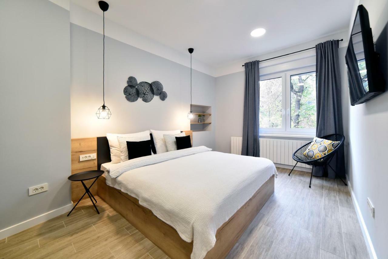 Fishnjak Apartments Загреб Екстериор снимка