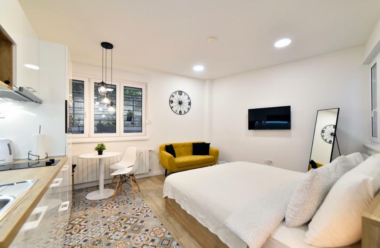 Fishnjak Apartments Загреб Екстериор снимка